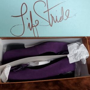 Life Stride Women's Purple Flats